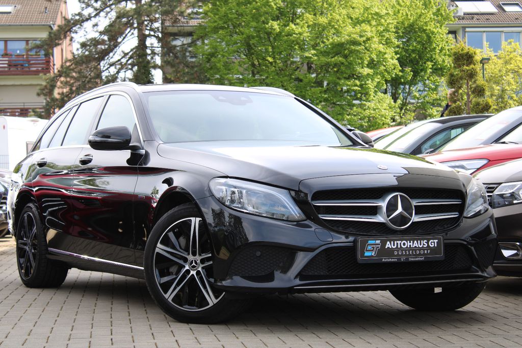 Mercedes-Benz C 300 2021