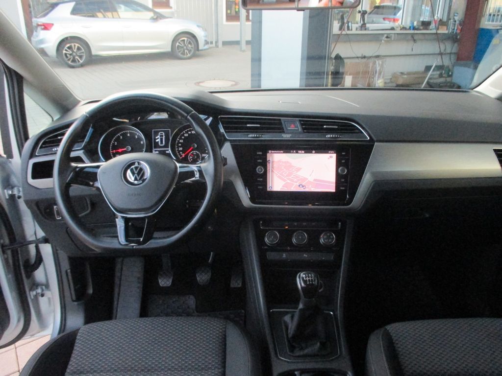 Volkswagen Touran 2021