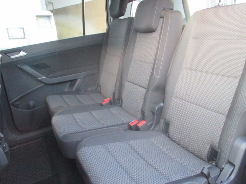 Volkswagen Touran 2021