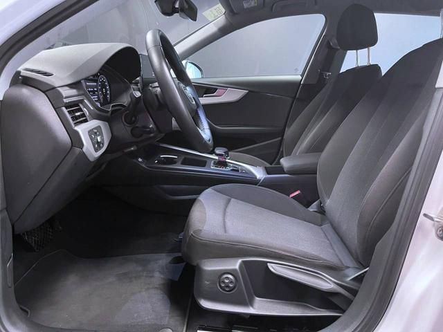 Audi A4 2023