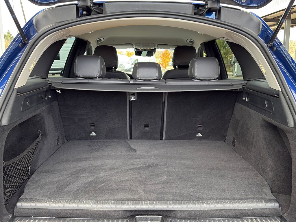 Mercedes-Benz GLC 300 2021