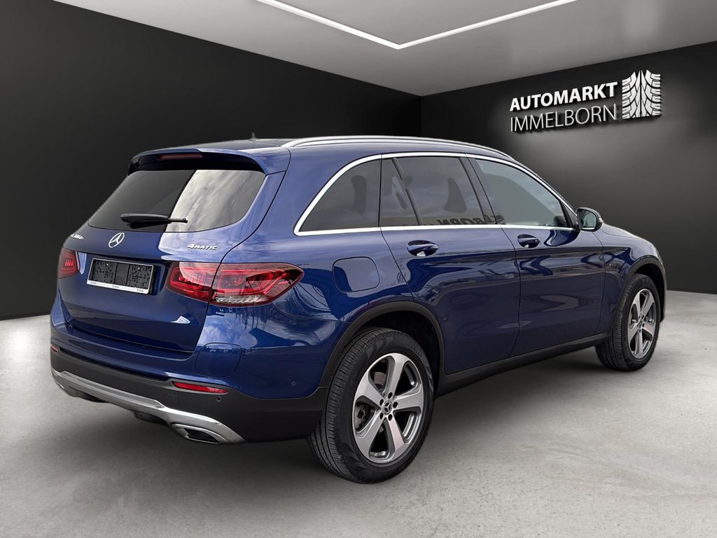 Mercedes-Benz GLC 300 2021