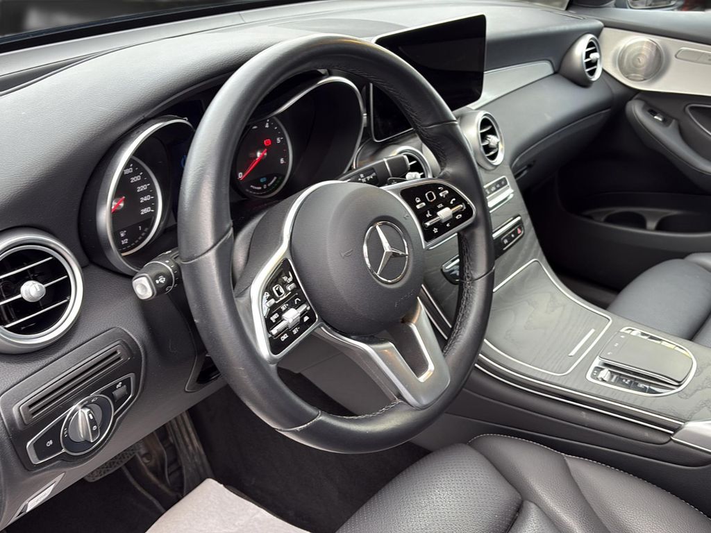 Mercedes-Benz GLC 300 2021