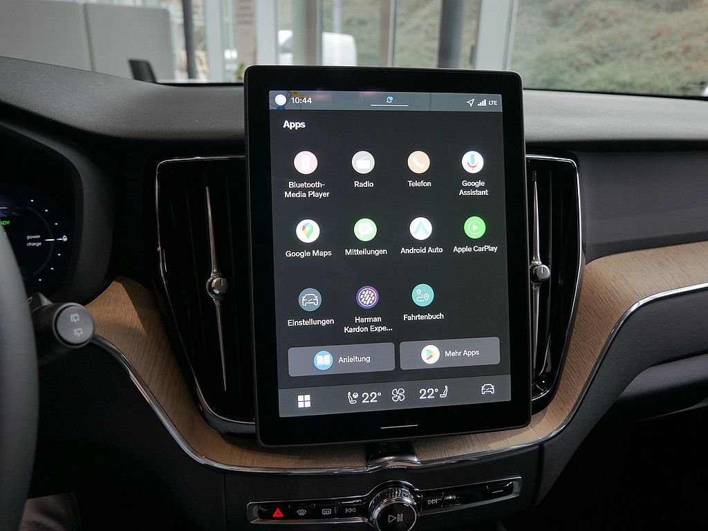 Volvo XC60 2025