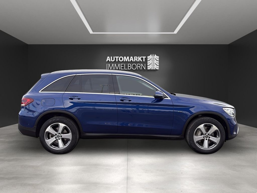 Mercedes-Benz GLC 300 2021