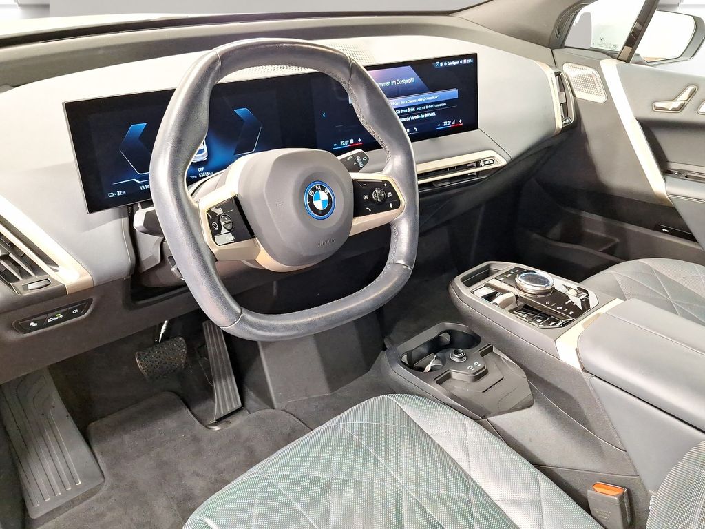 BMW iX 2023