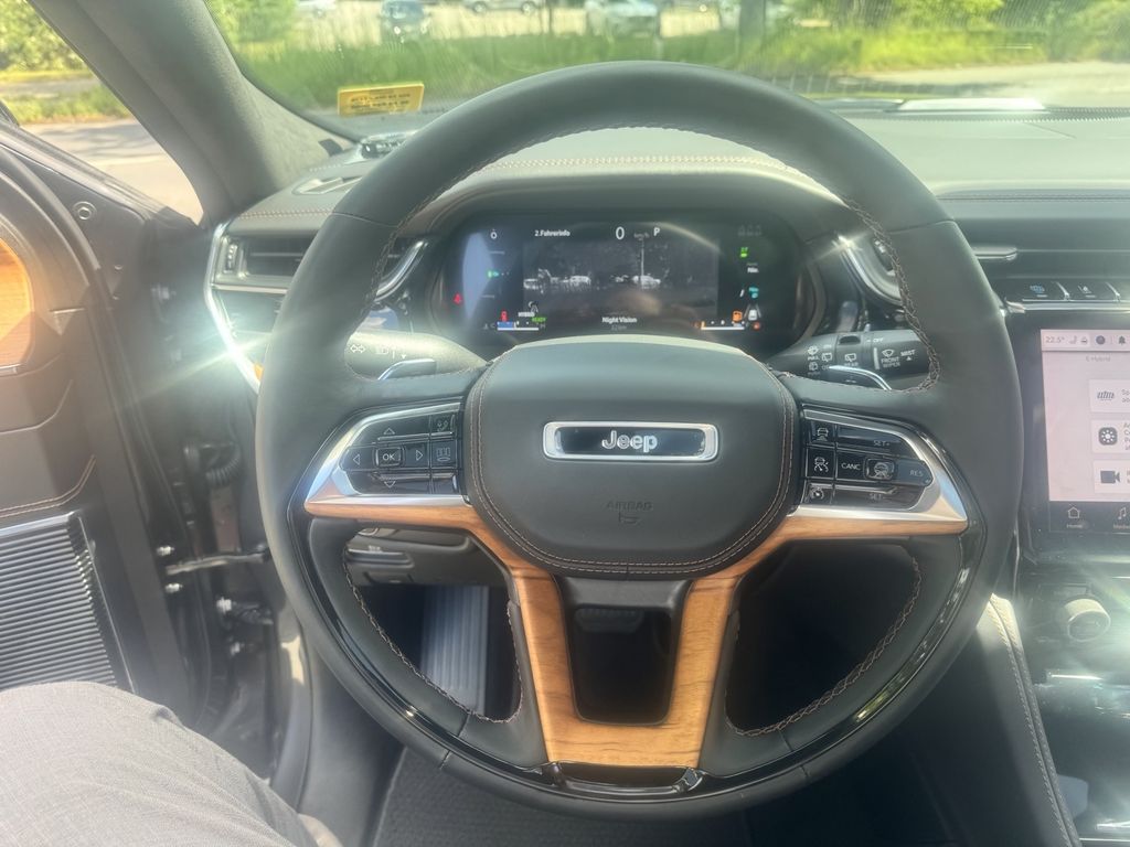 Jeep Grand Cherokee 2025