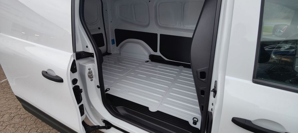 Nissan Townstar 2025