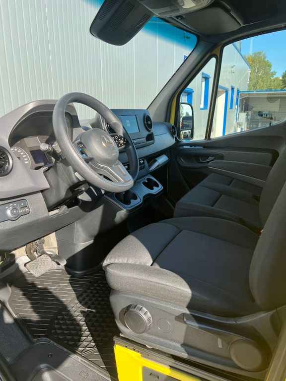 Mercedes-Benz Sprinter 2021