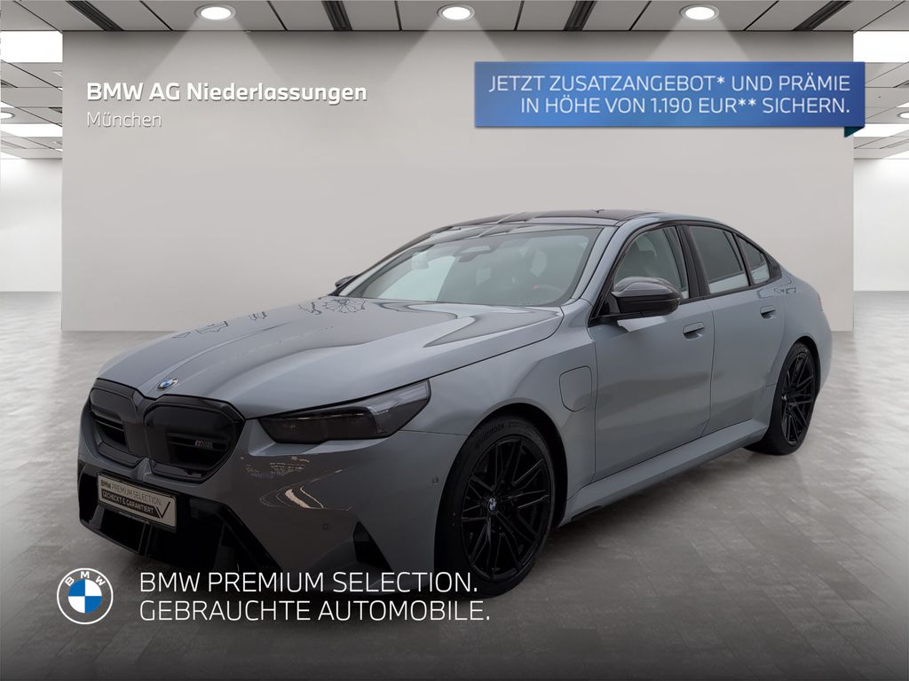 BMW M5 2025