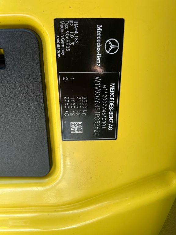 Mercedes-Benz Sprinter 2021