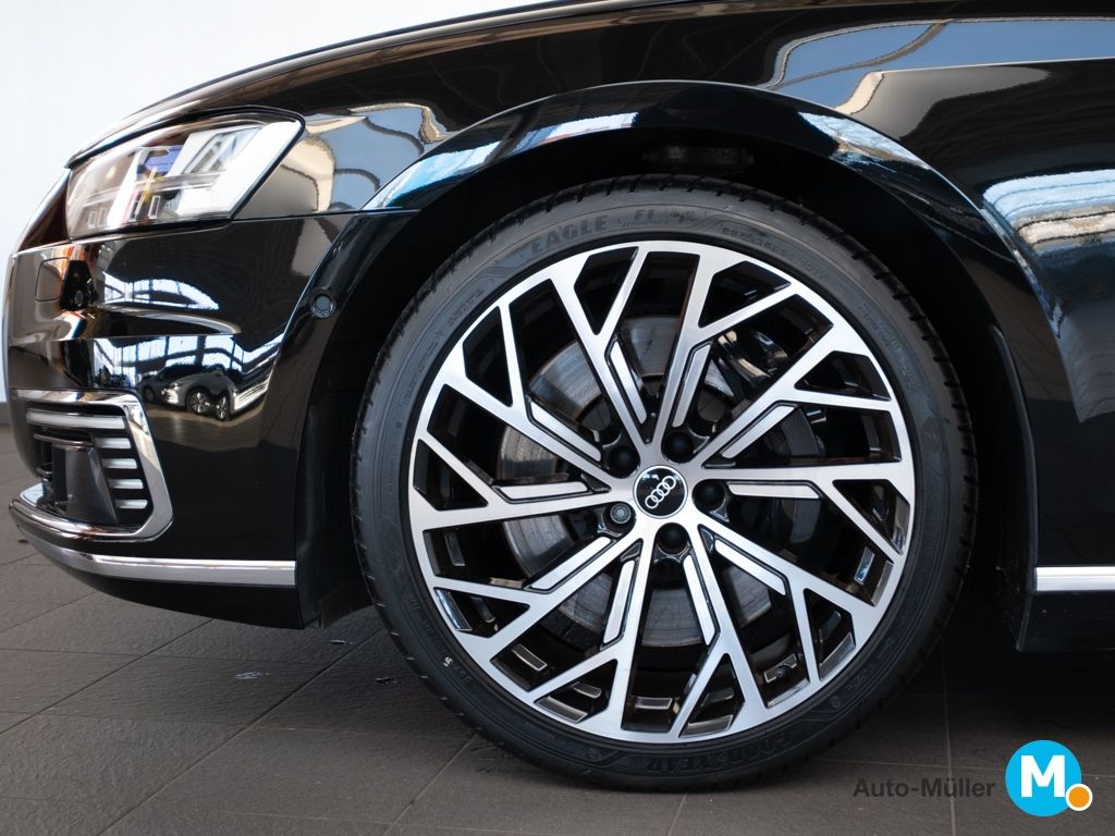 Audi A8 2021