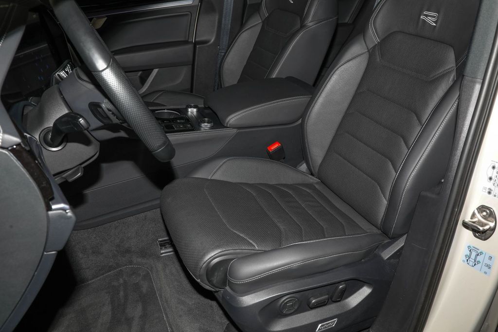 Volkswagen Touareg 2025