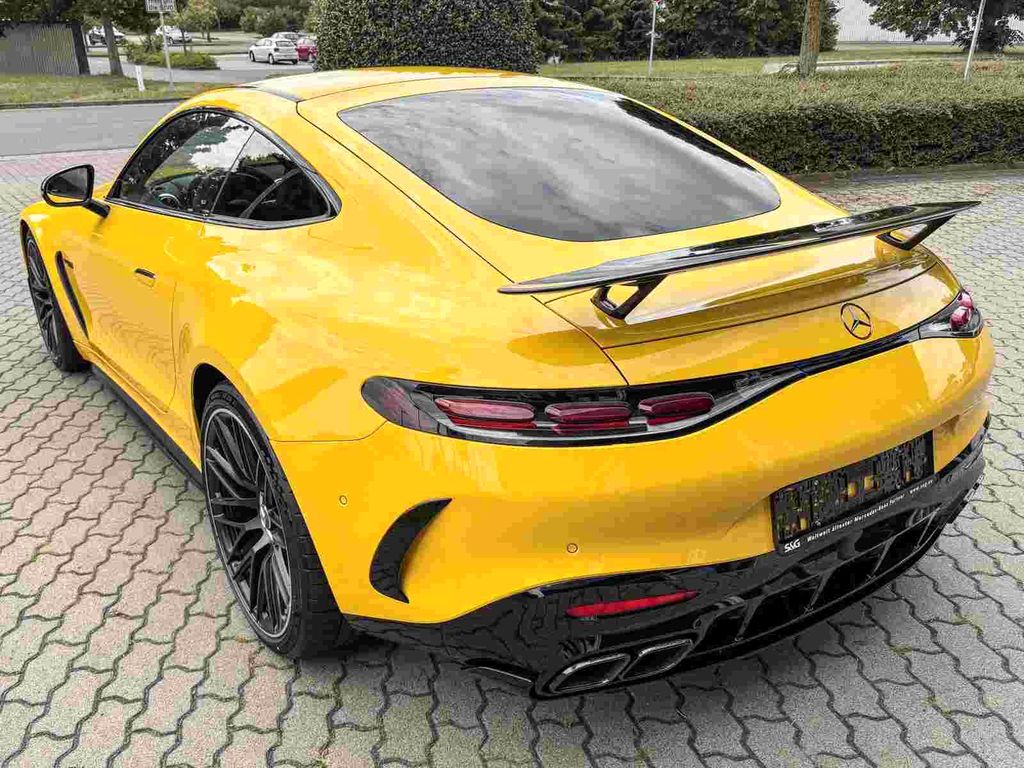 Mercedes-Benz AMG GT 2024