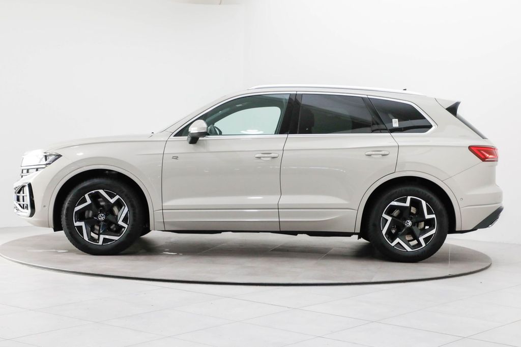 Volkswagen Touareg 2025