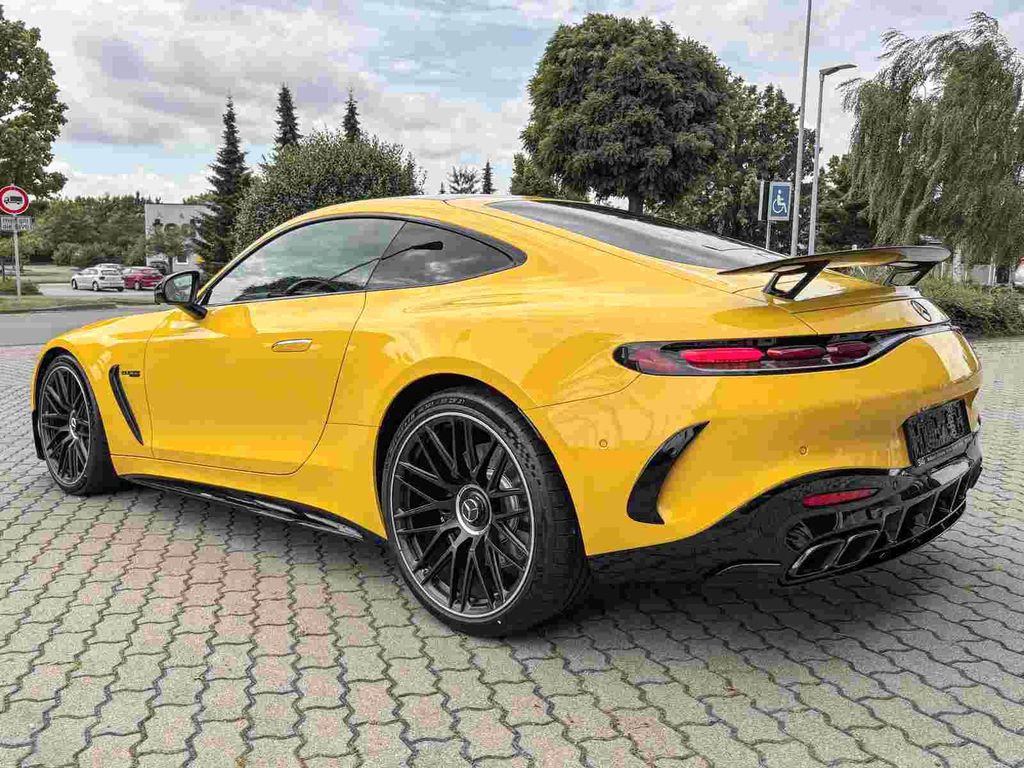 Mercedes-Benz AMG GT 2024