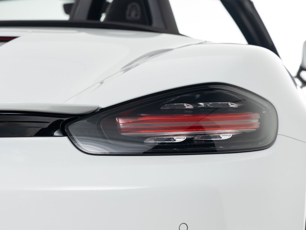 Porsche Boxster 2023