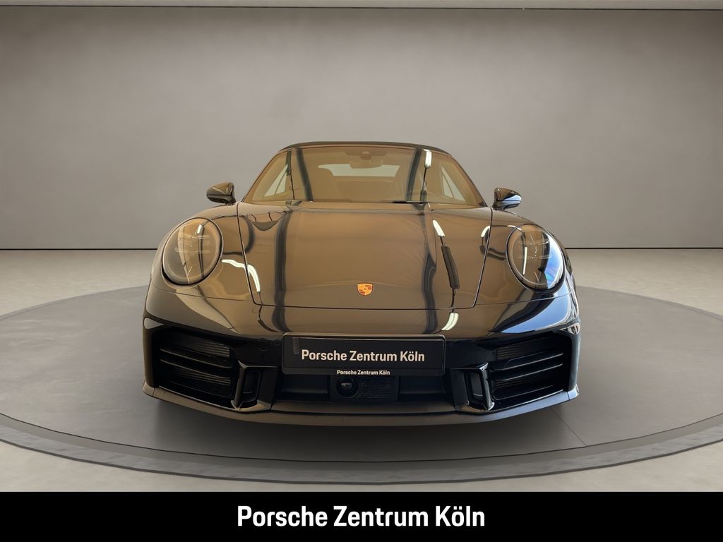 Porsche 992 2025