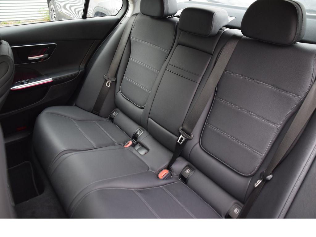 Mercedes-Benz C 220 2024