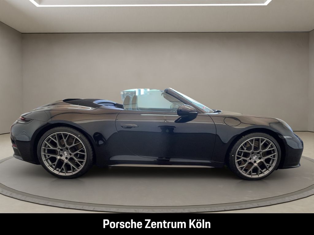 Porsche 992 2025
