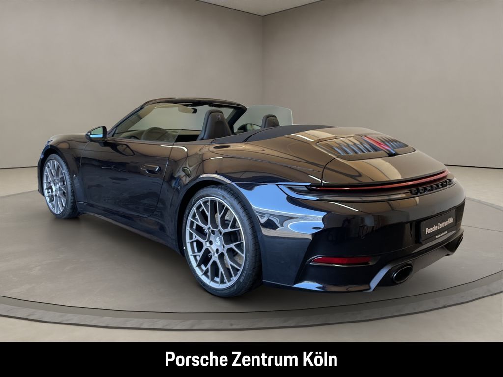 Porsche 992 2025