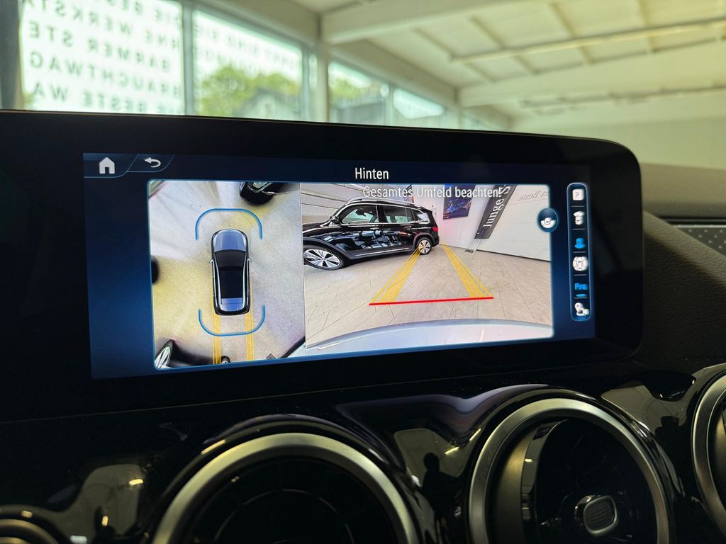 Mercedes-Benz B 220 2024