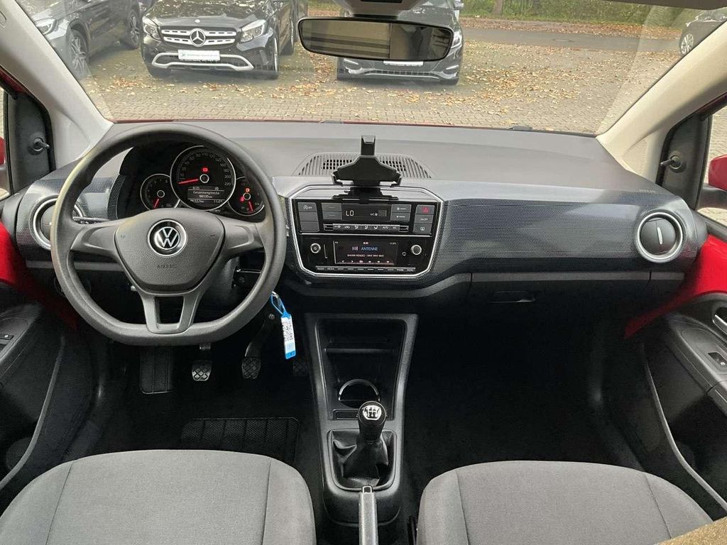 Volkswagen up! 2023