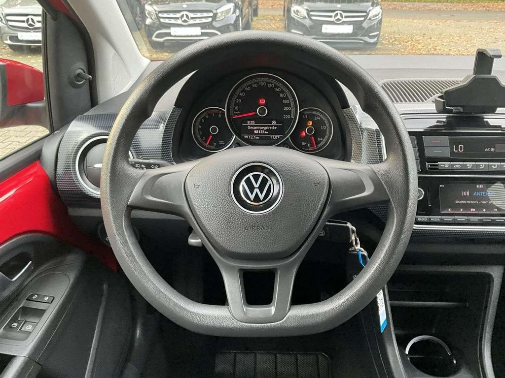Volkswagen up! 2023