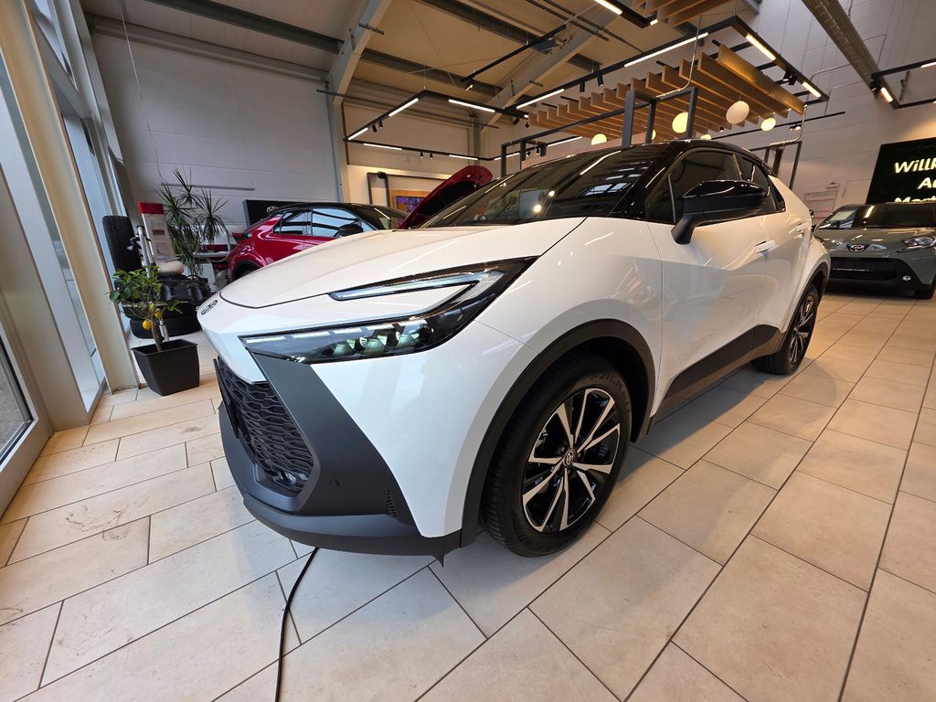 Toyota C-HR 2025