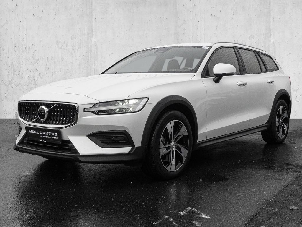 Volvo V60 Cross Country 2022