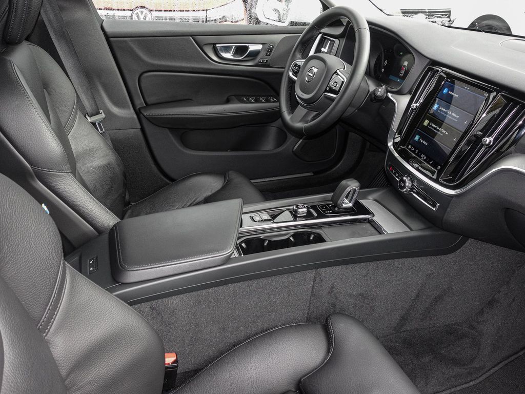 Volvo V60 Cross Country 2022