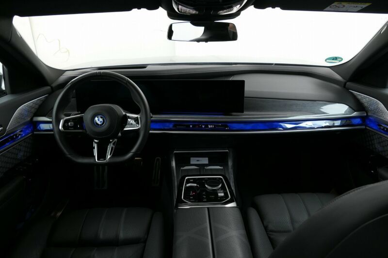 BMW i7 2023