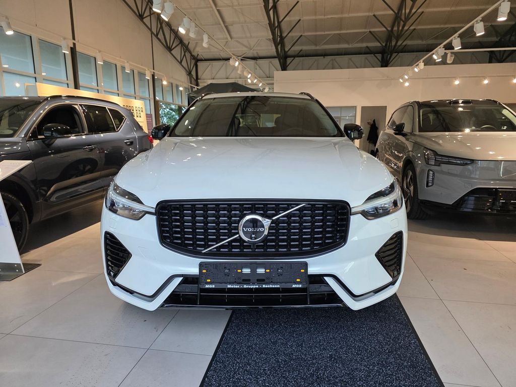 Volvo XC60 2025