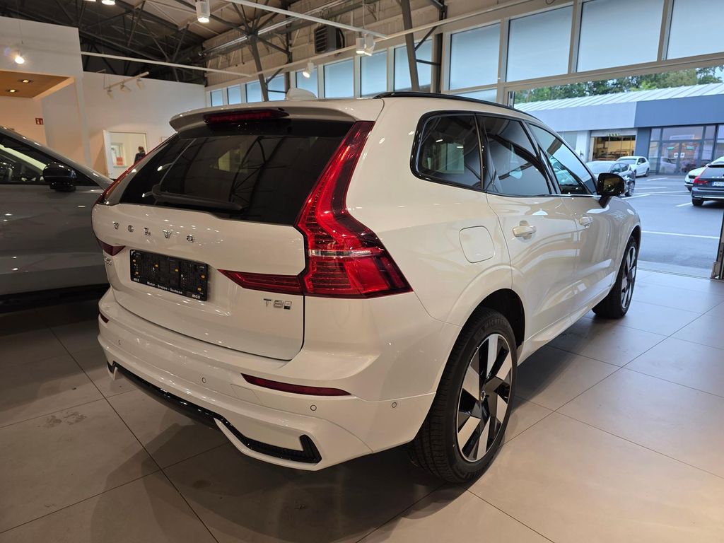 Volvo XC60 2025