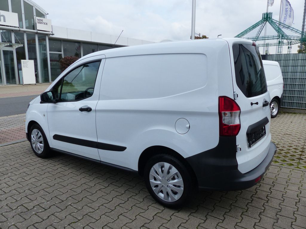 Ford Transit Courier 2020