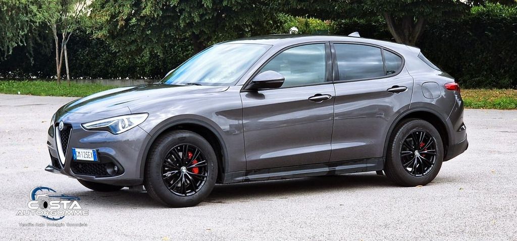 Alfa Romeo Stelvio 2022