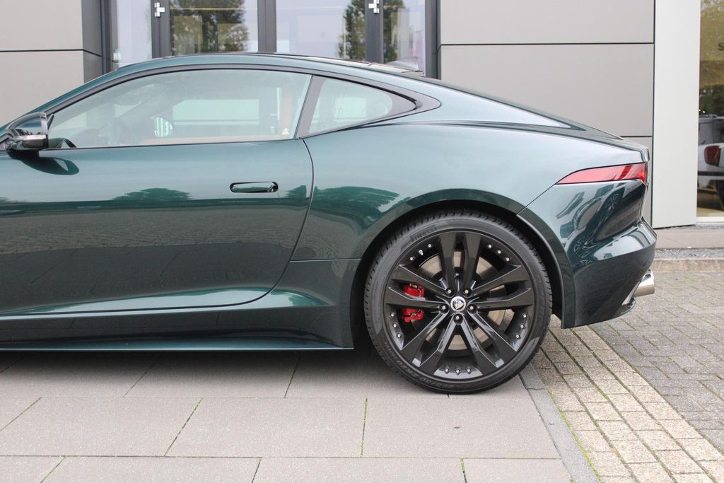 Jaguar F-Type 2024