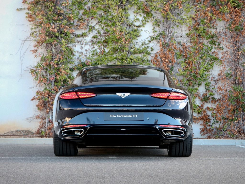 Bentley Continental GT 2025
