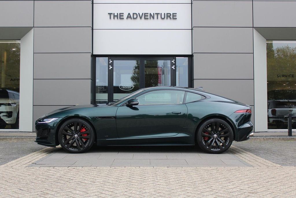 Jaguar F-Type 2024