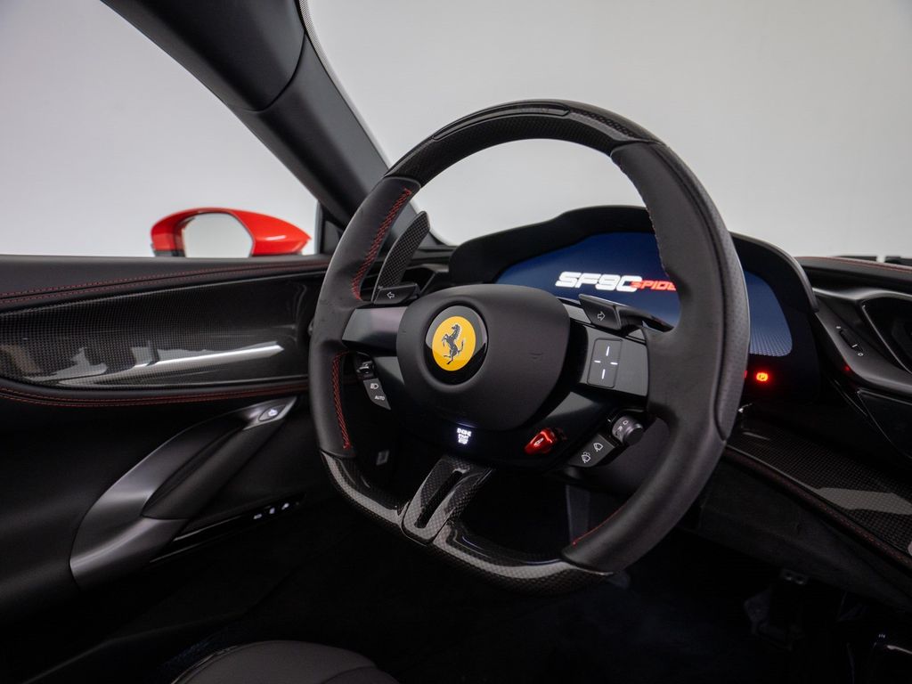 Ferrari SF90 2023