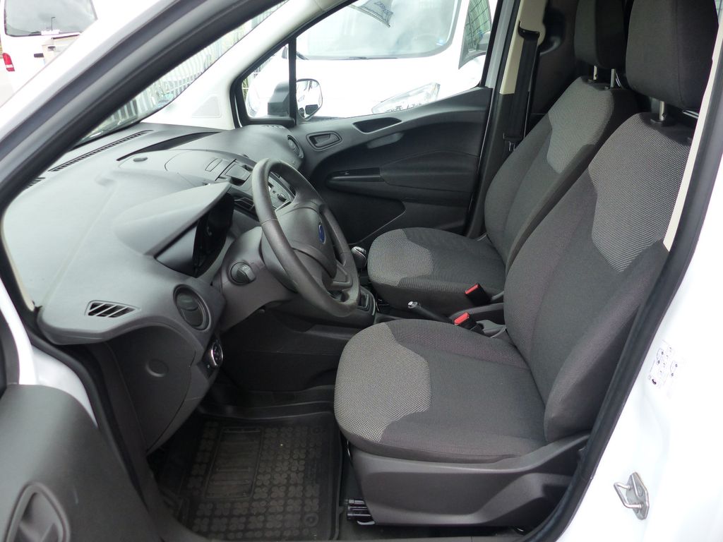 Ford Transit Courier 2019