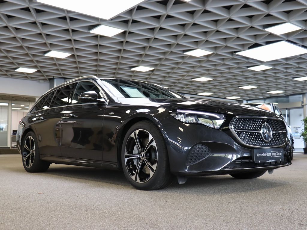Mercedes-Benz E 300 2025