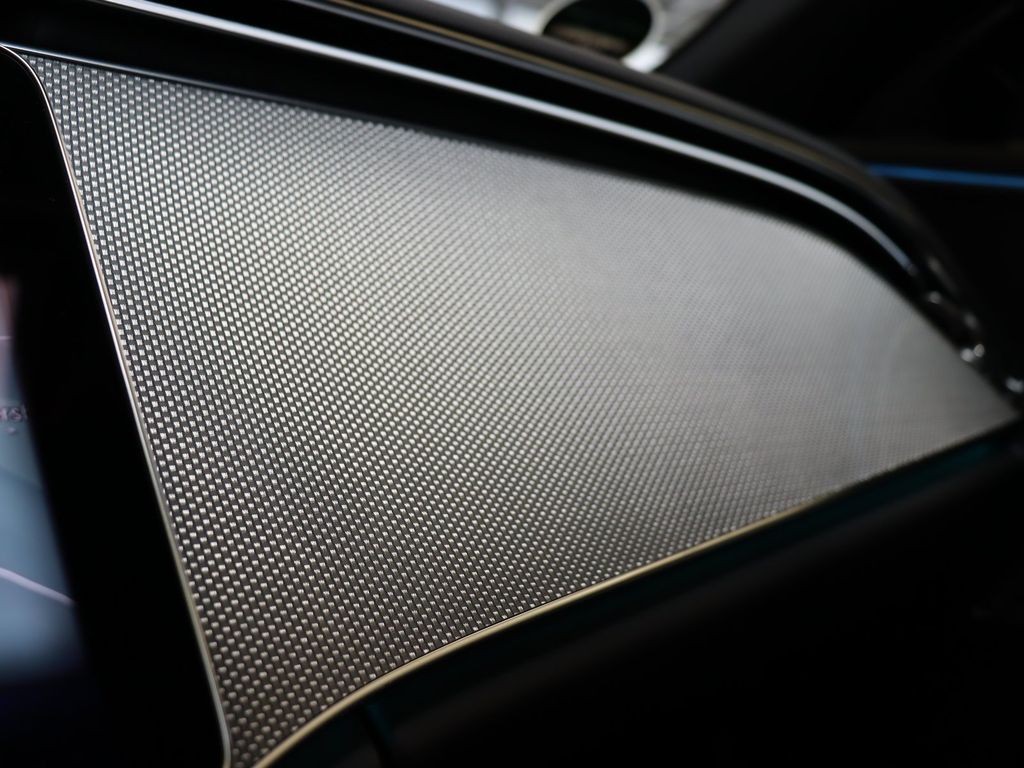 Mercedes-Benz E 300 2025