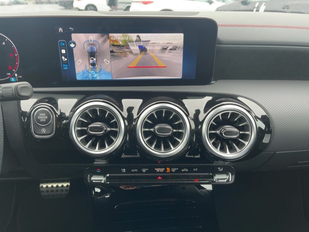 Mercedes-Benz CLA 220 2025