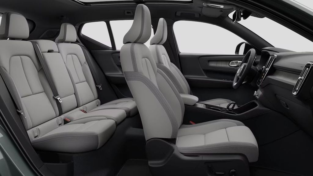Volvo EX40