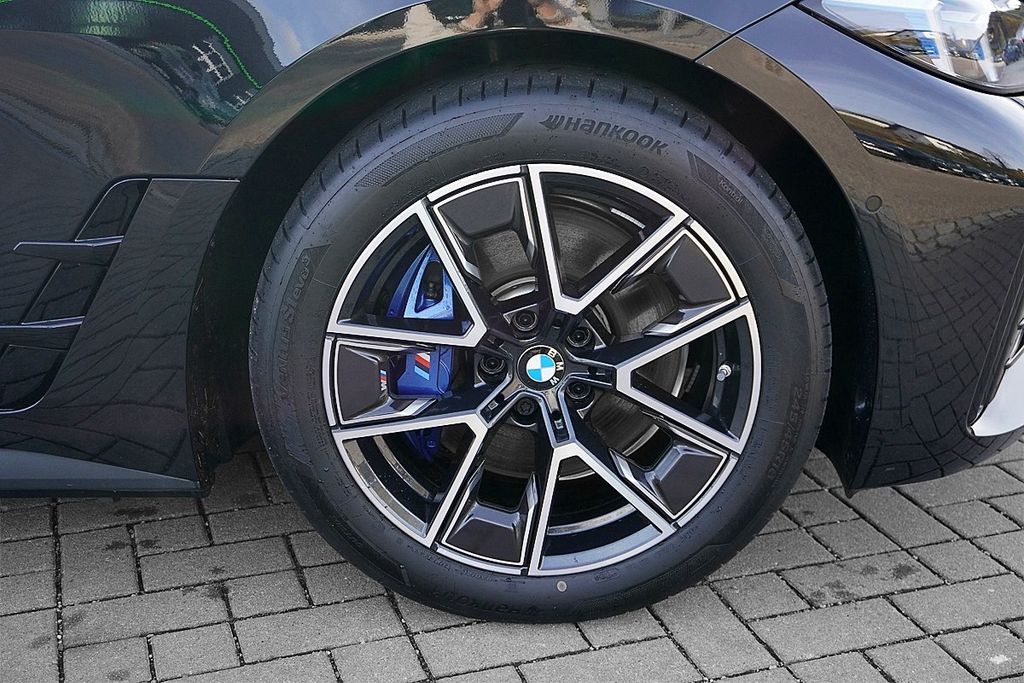 BMW i4 2024