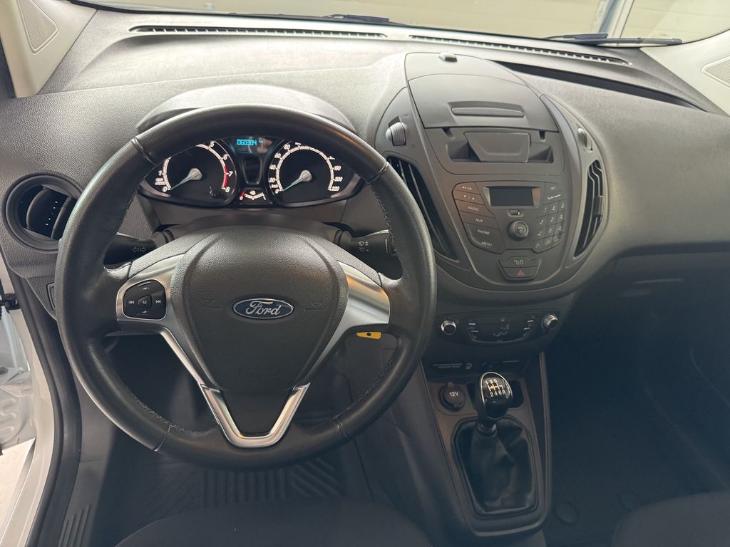 Ford Transit Courier 2022