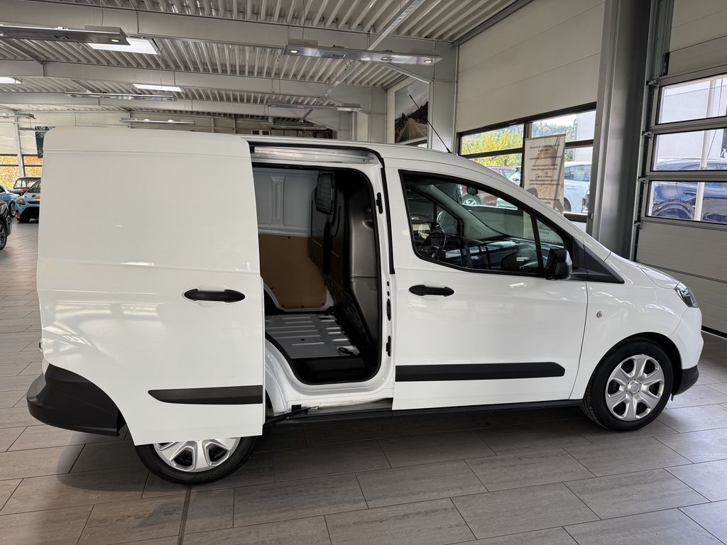 Ford Transit Courier 2022
