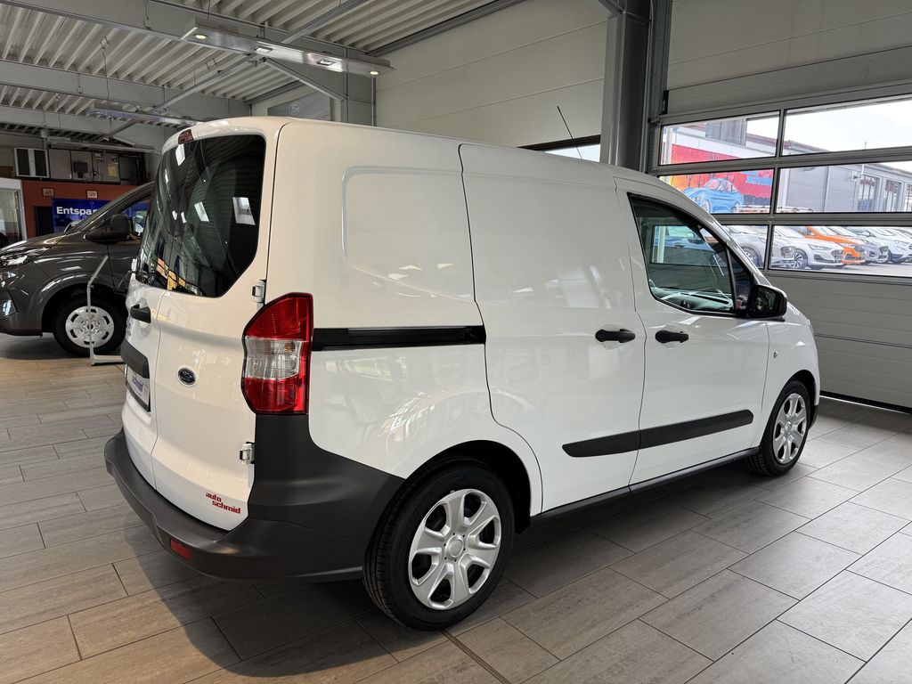 Ford Transit Courier 2022