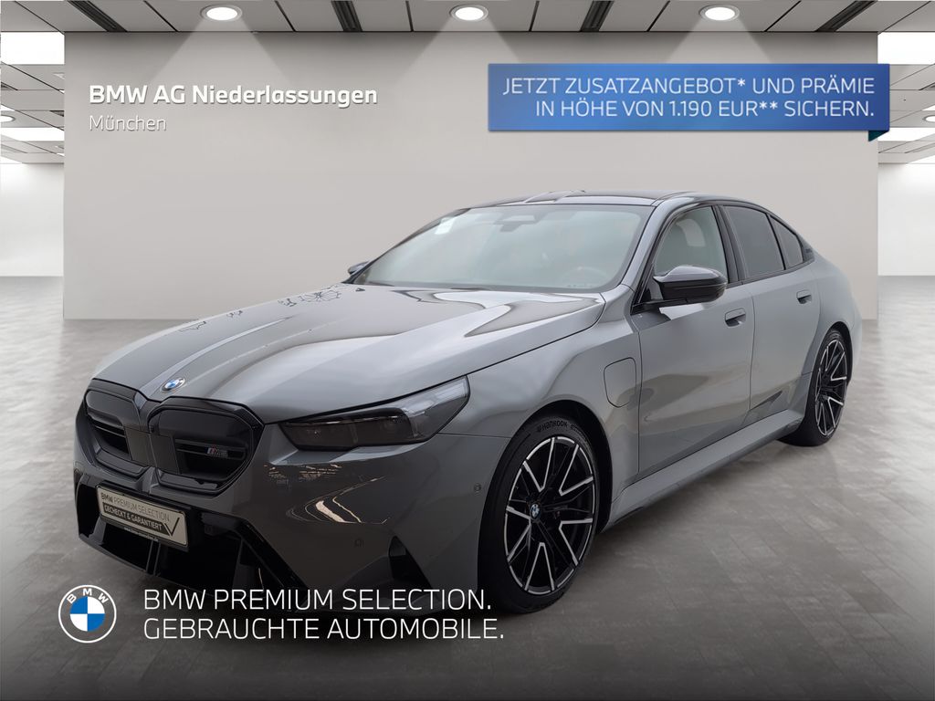 BMW M5 2025
